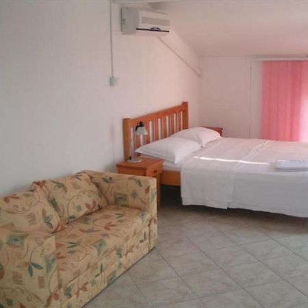 Apartments Gabrijela Biograd Na Moru Ngoại thất bức ảnh