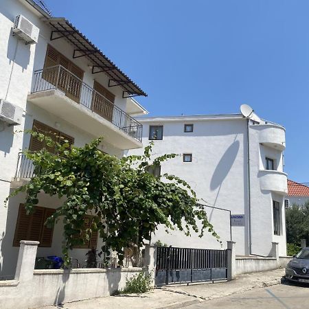 Apartments Gabrijela Biograd Na Moru Ngoại thất bức ảnh
