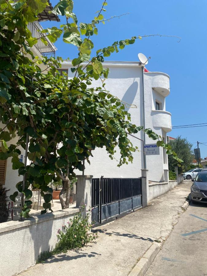 Apartments Gabrijela Biograd Na Moru Ngoại thất bức ảnh