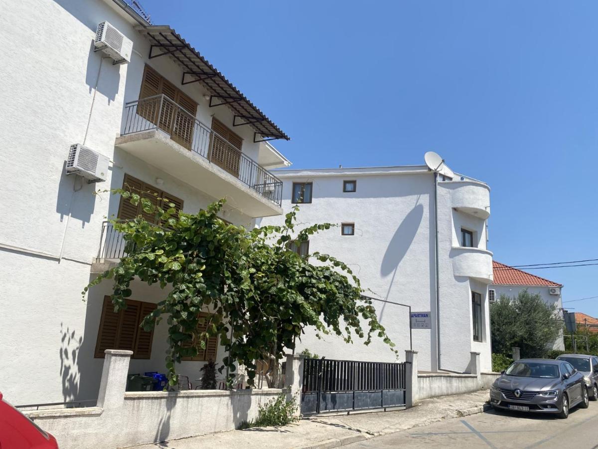 Apartments Gabrijela Biograd Na Moru Ngoại thất bức ảnh